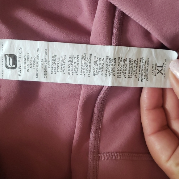 Crop Workout Tights - Picture 11 of 12